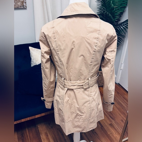 Yoki Beige Trench Coat with Black Buttons - Picture 6 of 8